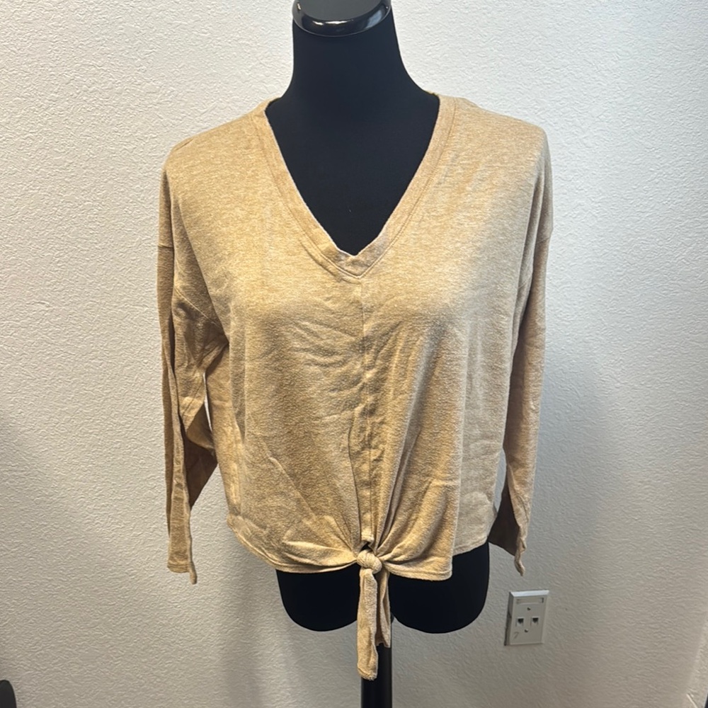Forever 21 Tan 3/4 Sleeve Tie-Front Blouse